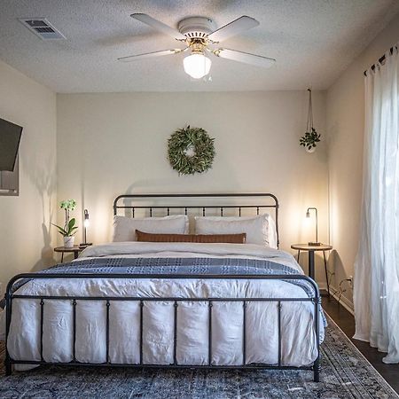 Appartamento Lush, Enchanting Austin Oasis! Esterno foto